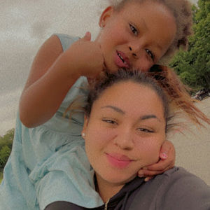 Meet your Posher, Naomi